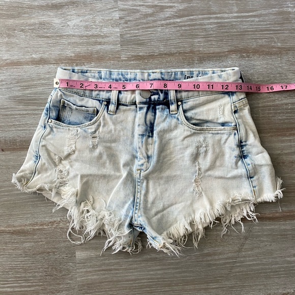 Blank NYC denim shorts - Picture 2 of 6
